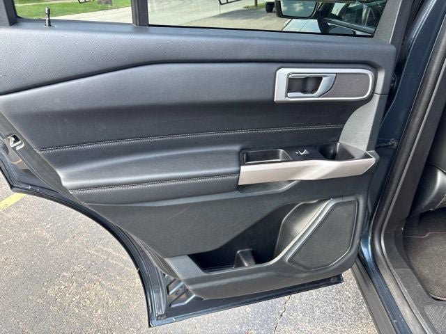 Certified 2023 Ford Explorer XLT w/ Equipment Group 202A AWD/4WD image 18