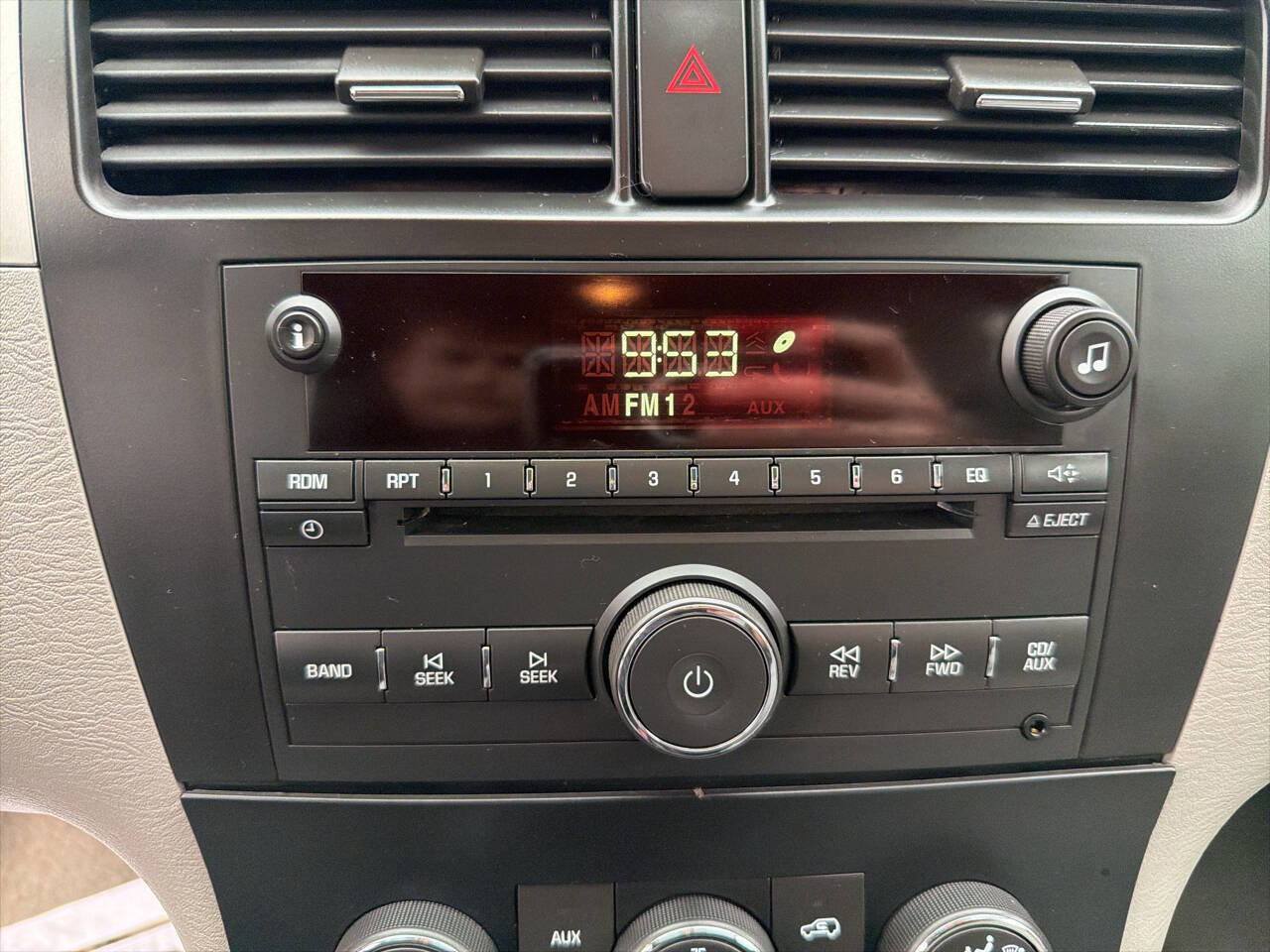 Used 2008 Suzuki XL7 AWD w/ 3rd Row image 27