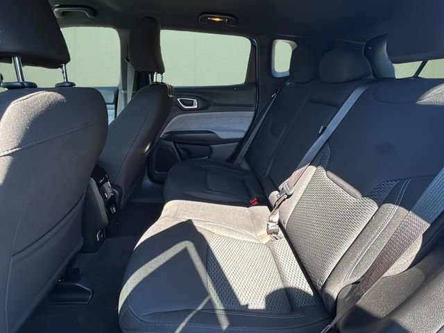 Used 2024 Jeep Compass Sport image 19