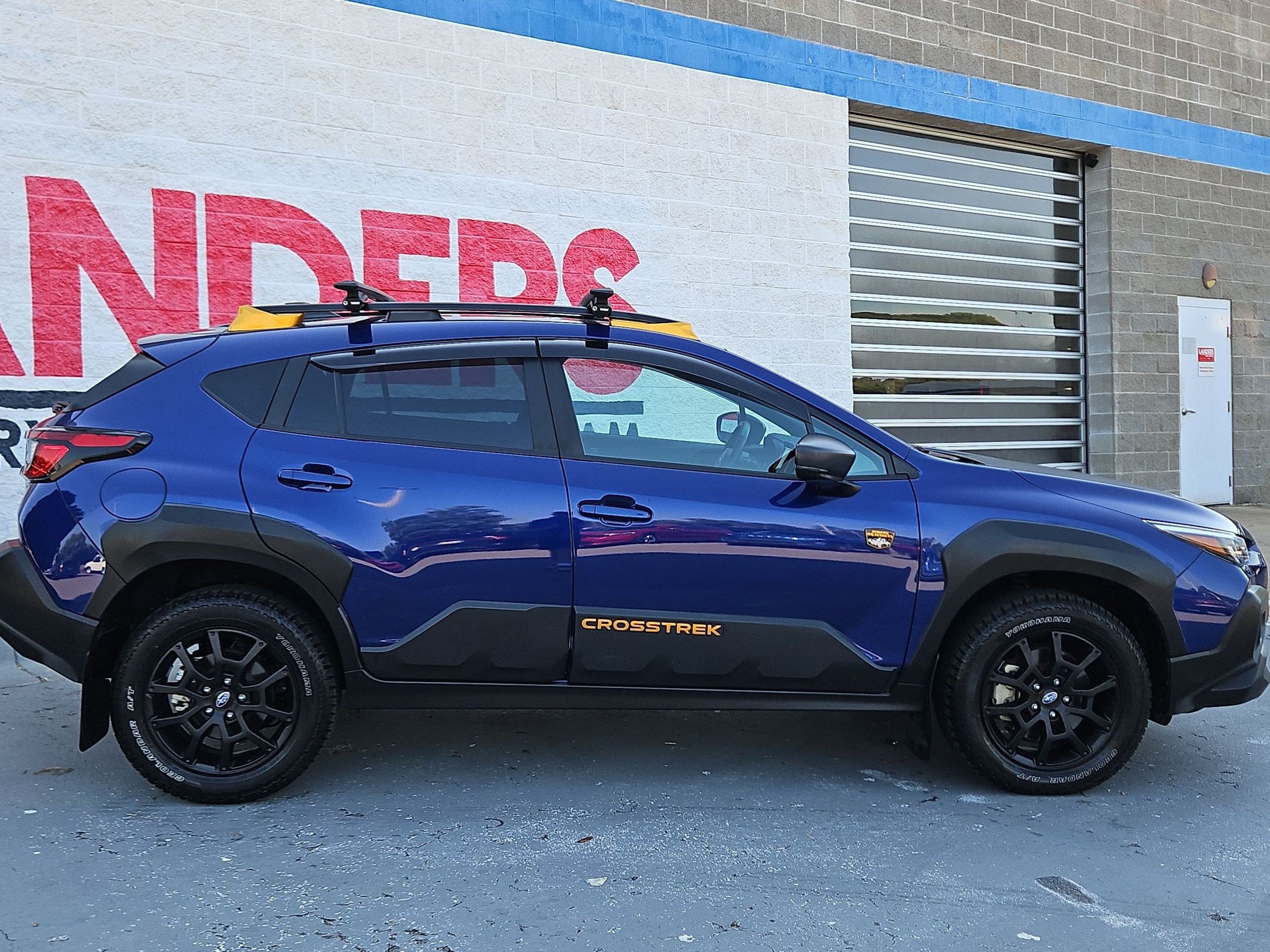 Used 2025 Subaru Crosstrek 2.5i Wilderness AWD/4WD image 8