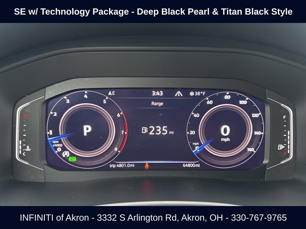 Used 2022 Volkswagen Atlas Cross Sport SE image 2