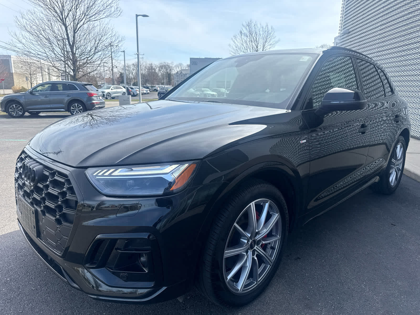 Certified 2024 Audi Q5 e Prestige w/ Prestige Package image 4