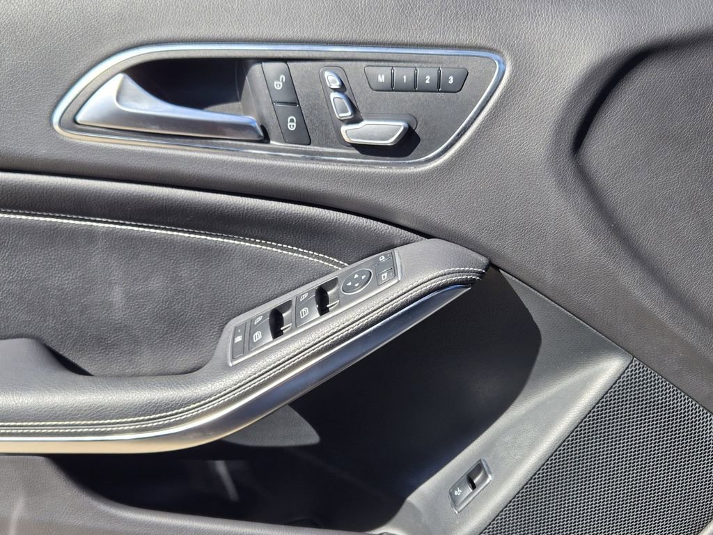 Used 2019 Mercedes-Benz GLA 250 image 28