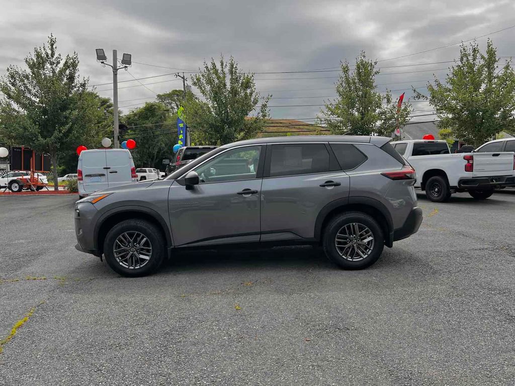 Used 2023 Nissan Rogue S image 4