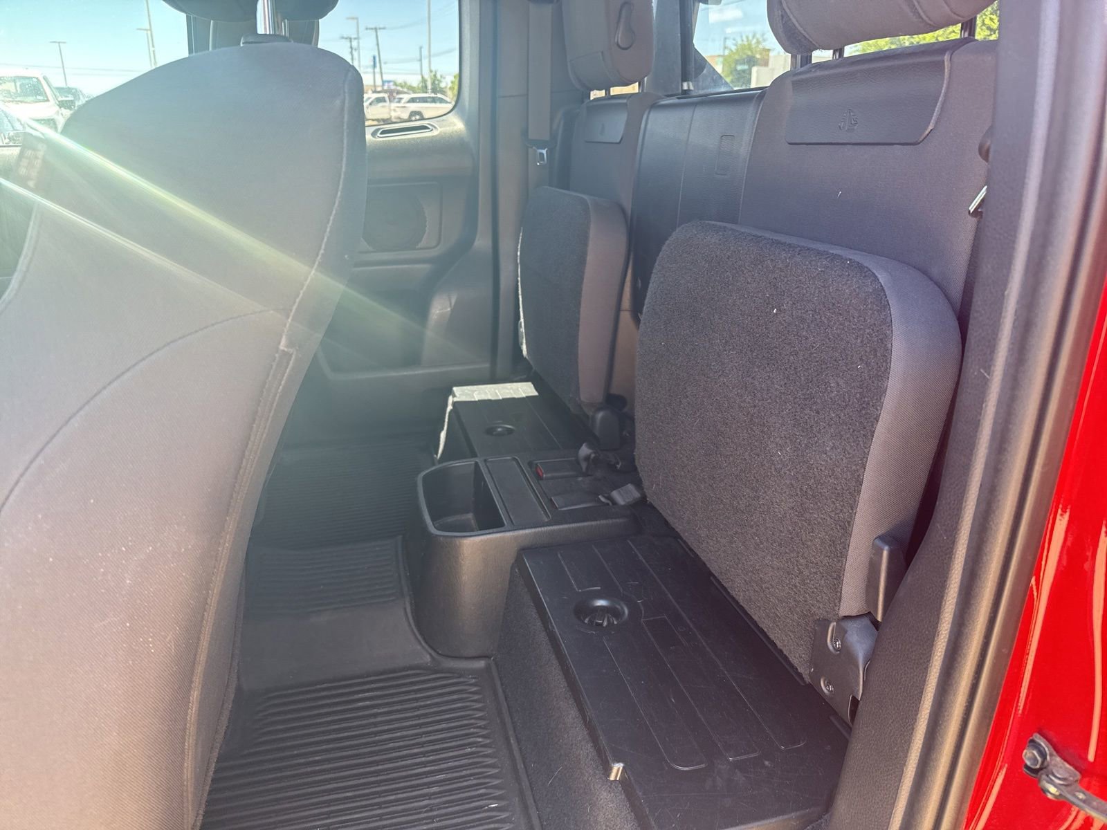 Used 2018 Toyota Tacoma TRD Off-Road w/ Technology Package AWD/4WD image 10