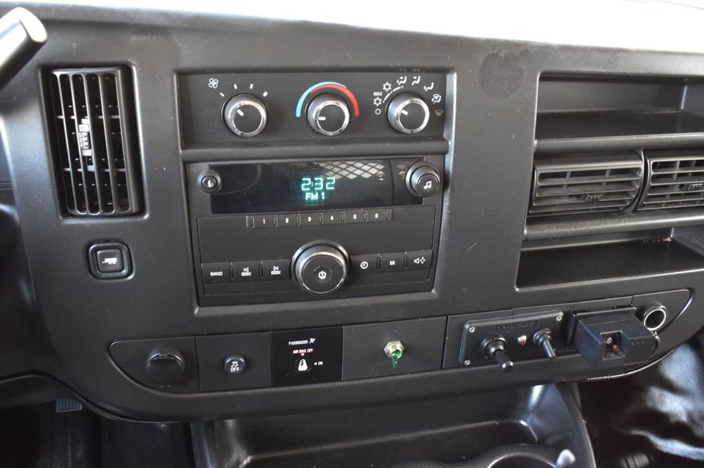 Used 2014 Chevrolet Express 2500 image 34