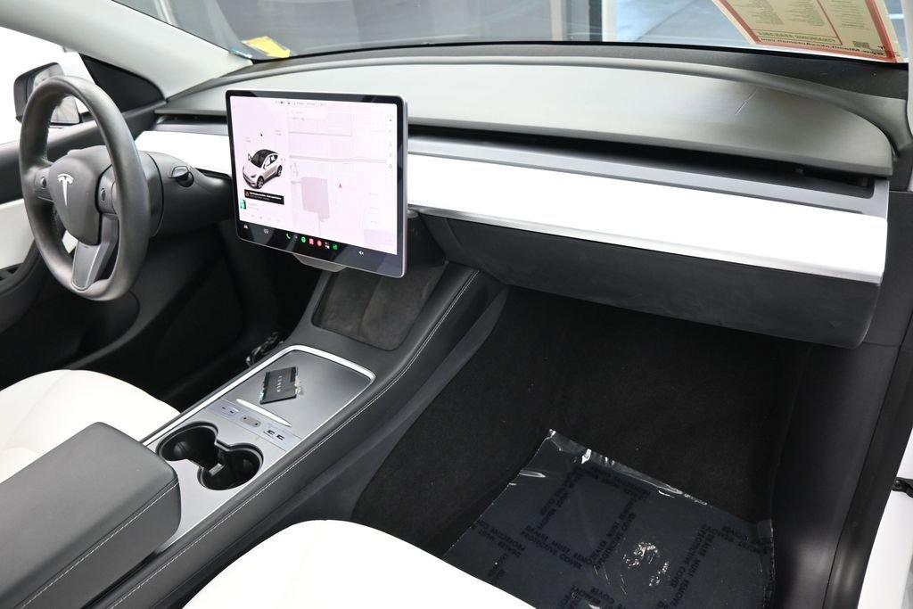 Used 2021 Tesla Model Y Long Range AWD/4WD image 35