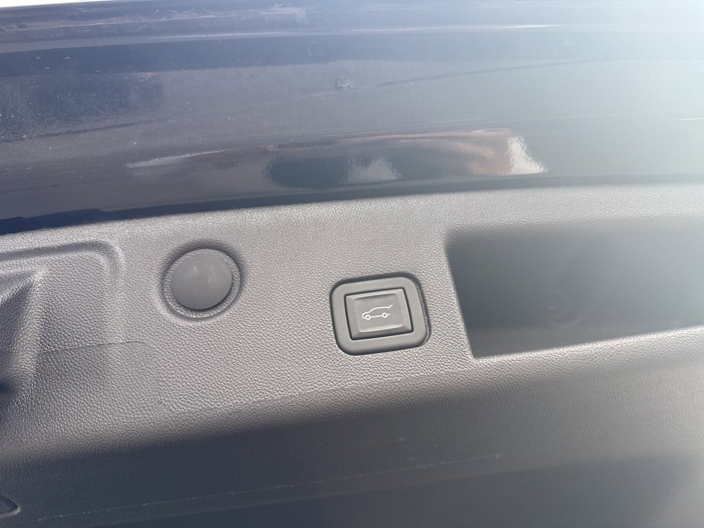 Used 2024 Chevrolet Equinox LT image 31