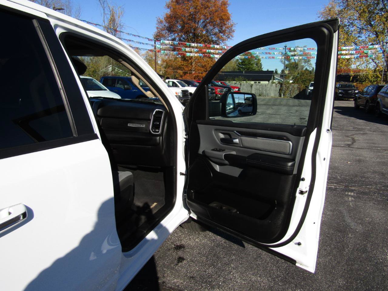 Used 2019 RAM 1500 Big Horn RWD image 26