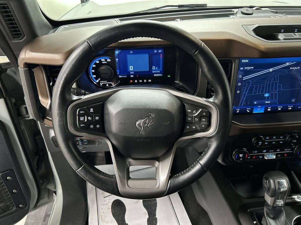 Used 2023 Ford Bronco Outer Banks w/ Sasquatch Package image 4