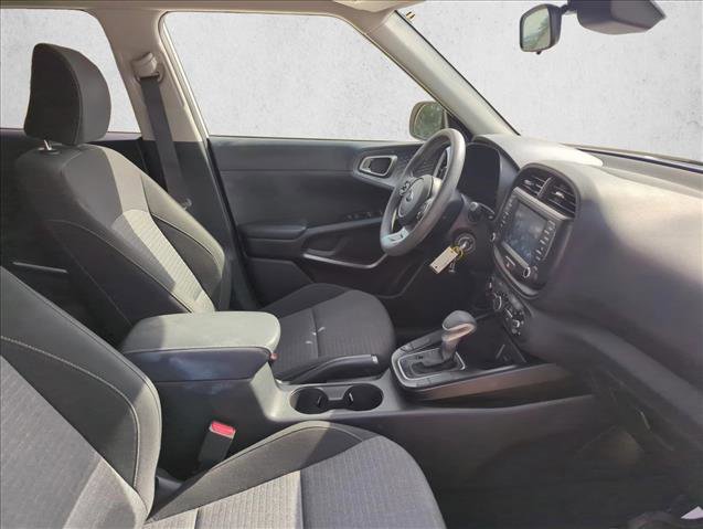 Used 2020 Kia Soul S FWD image 25
