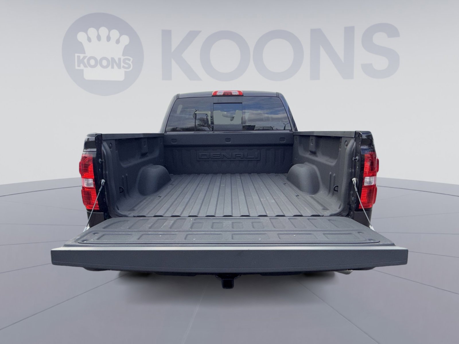 Used 2015 GMC Sierra 1500 Denali w/ Driver Alert Package image 27