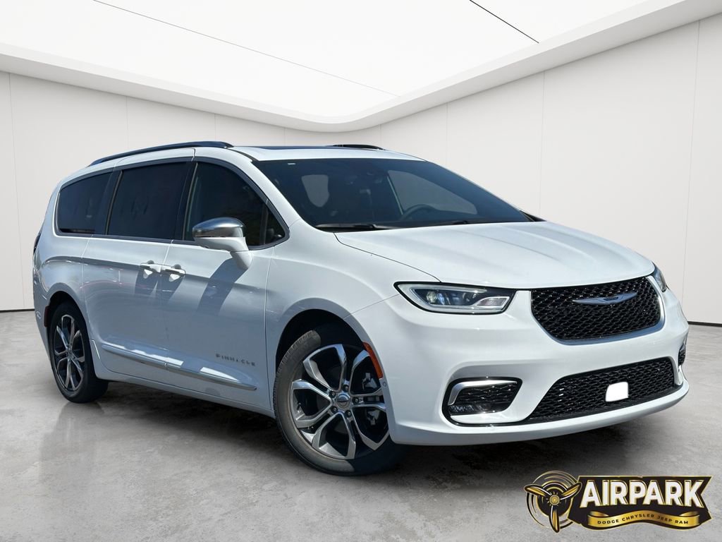 New 2024 Chrysler Pacifica Pinnacle FWD image 2