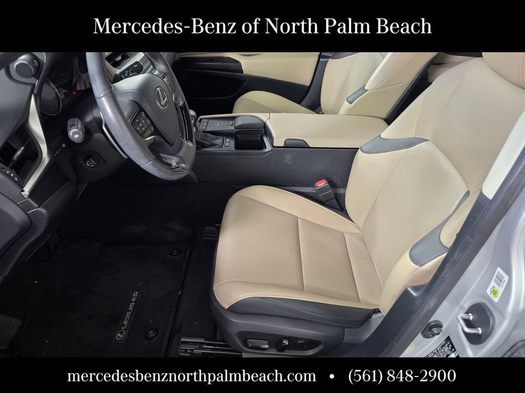 Used 2019 Lexus ES 300h w/ Premium Package FWD image 9