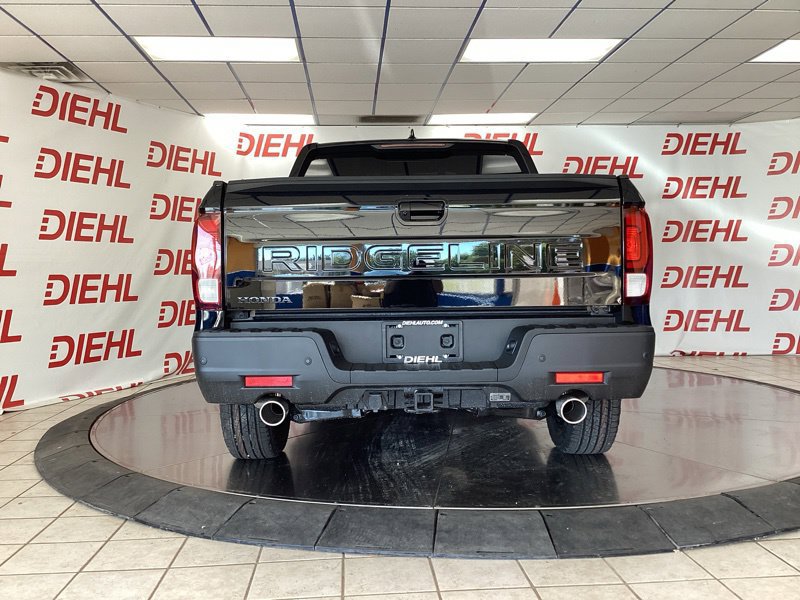 New 2026 Honda Ridgeline Black Edition image 6