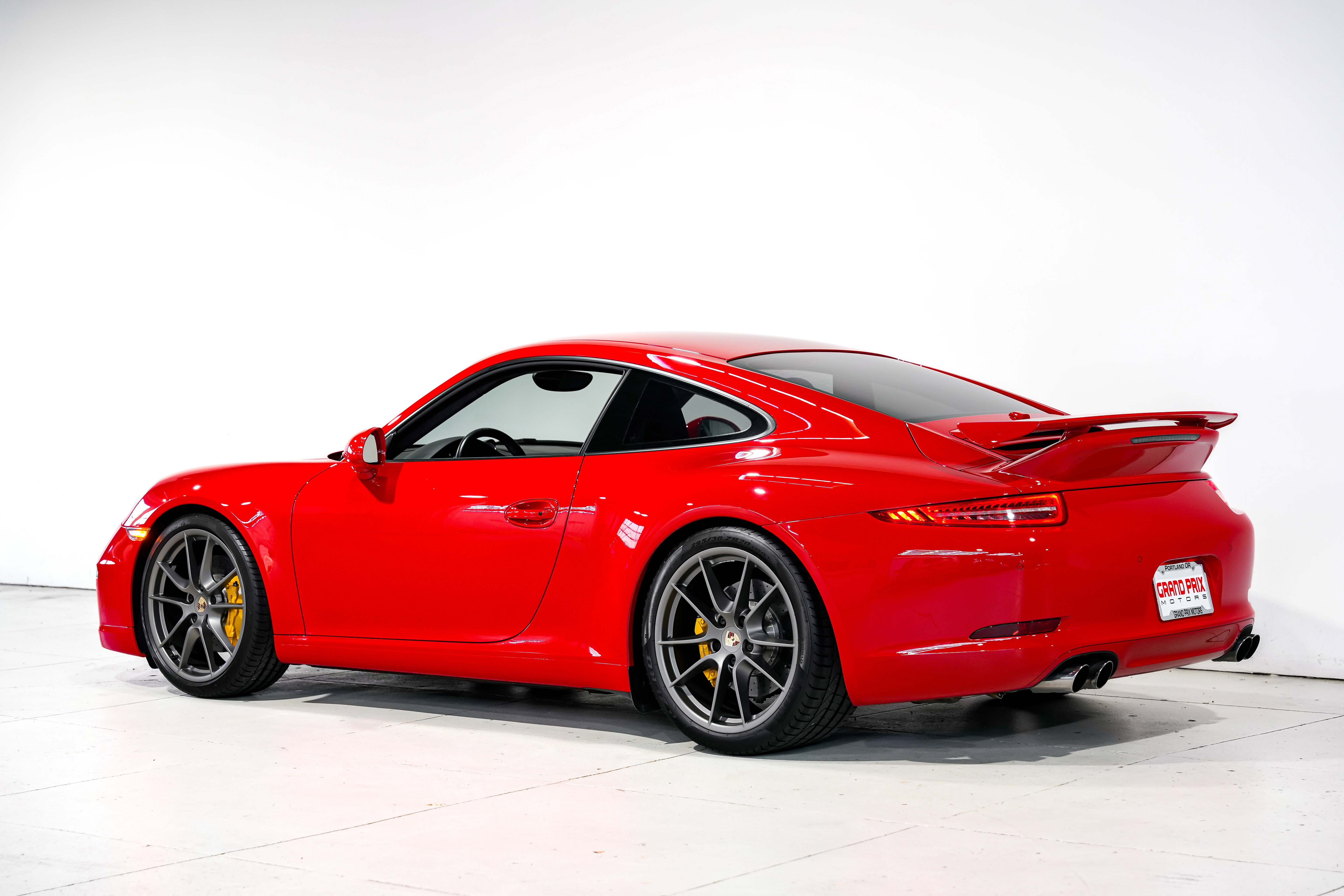 Used 2013 Porsche 911 Carrera S image 9