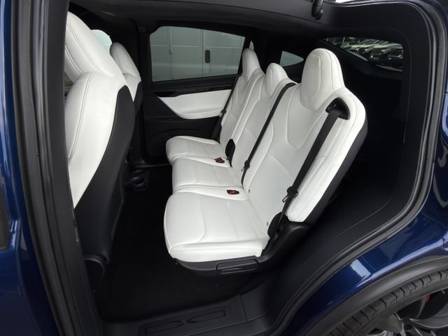 Used 2020 Tesla Model X Performance AWD/4WD image 26