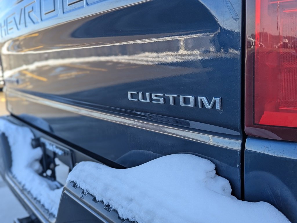 Used 2021 Chevrolet Silverado 1500 Custom image 11