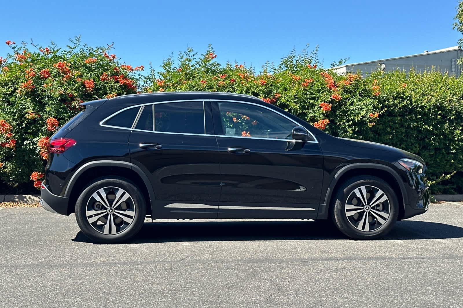 Certified 2026 Mercedes-Benz GLA 250 image 2