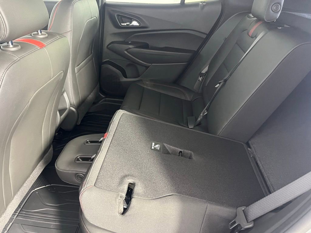 New 2026 Chevrolet Trax RS w/ Sunroof Package FWD image 23