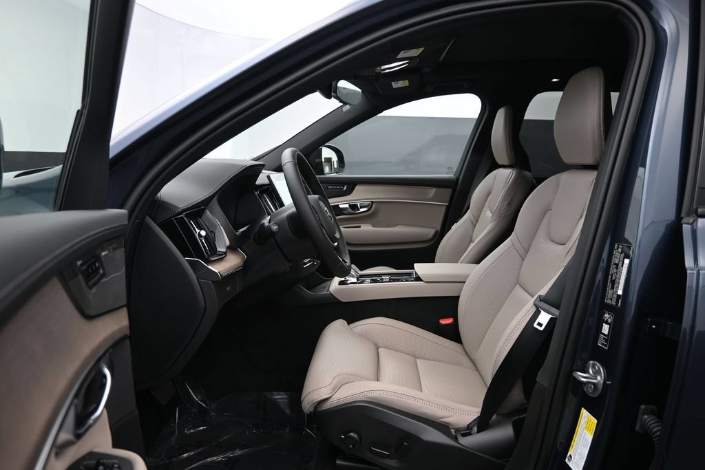 New 2026 Volvo XC90 B6 Ultra w/ Protection Package AWD/4WD image 11