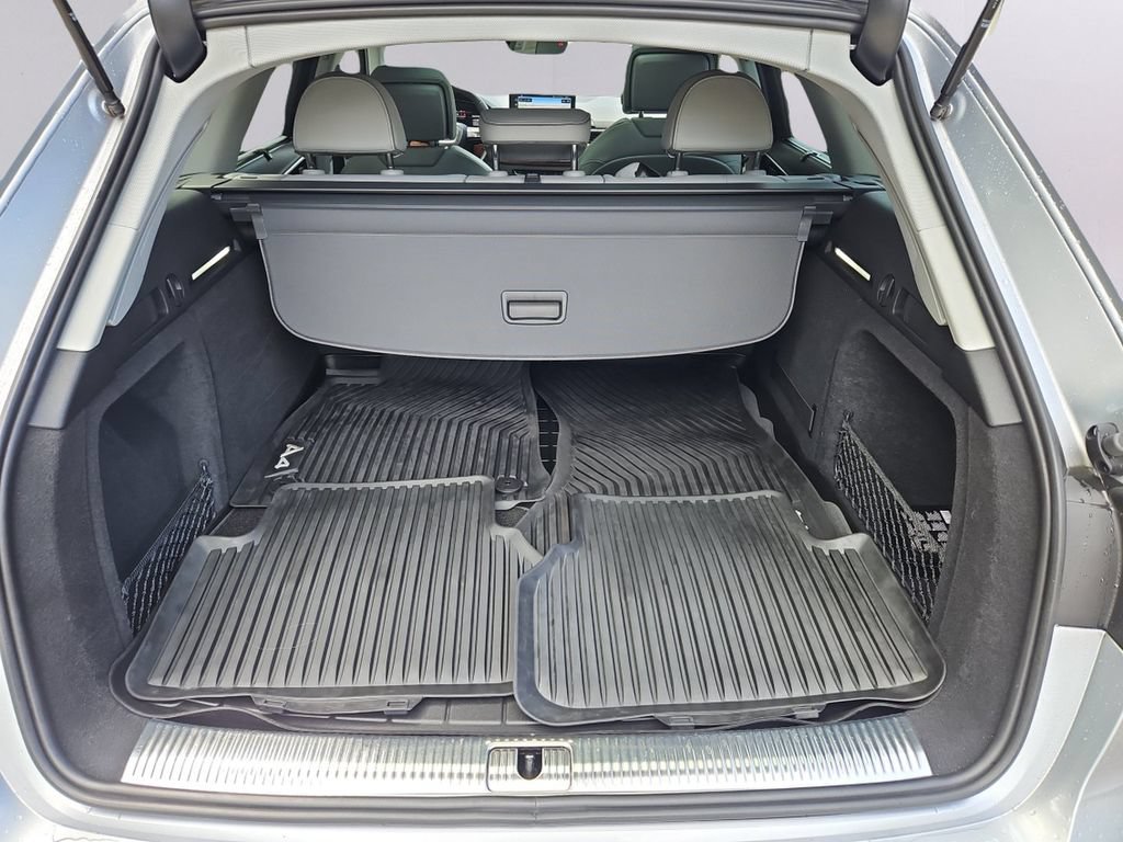Used 2023 Audi A4 2.0T allroad Premium Plus AWD/4WD image 37