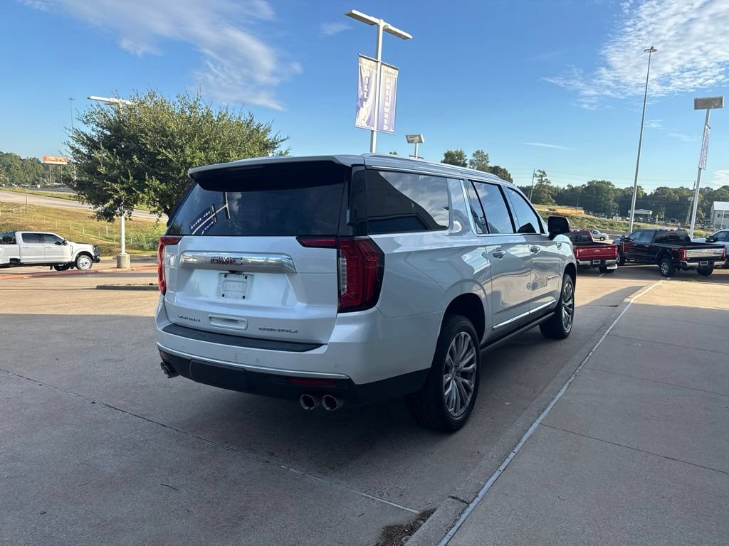 Used 2023 GMC Yukon XL Denali w/ Max Trailering Package AWD/4WD image 7