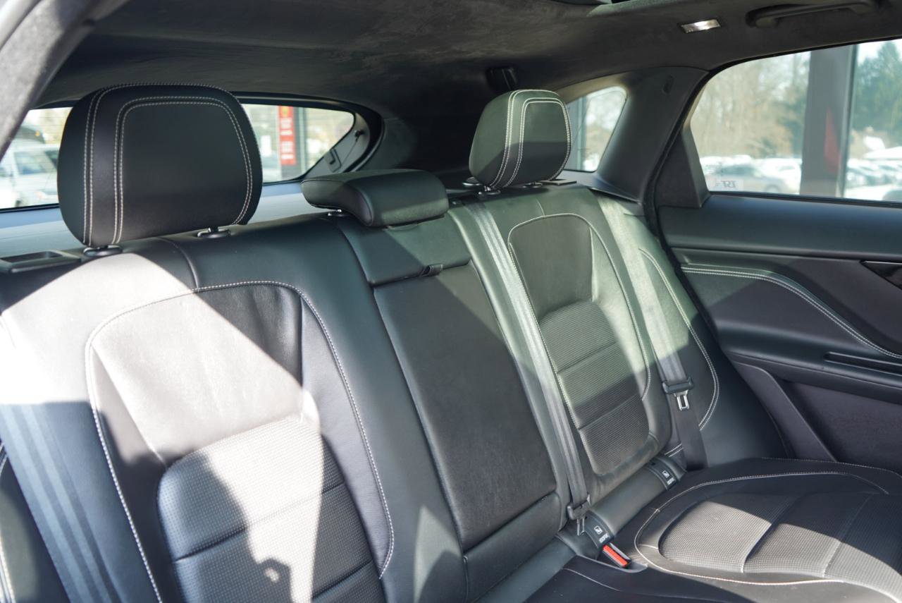 Used 2019 Jaguar F-PACE R-Sport image 73