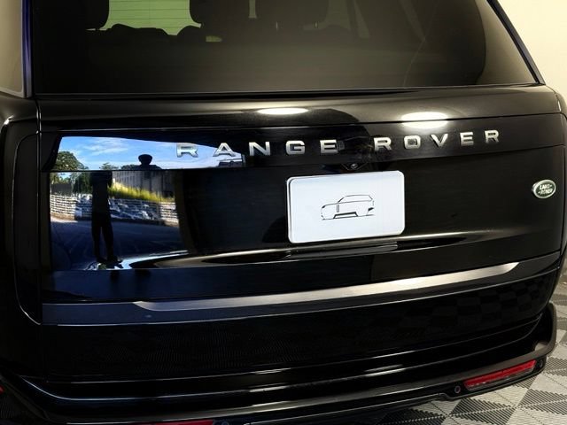 Used 2023 Land Rover Range Rover SE AWD/4WD image 16