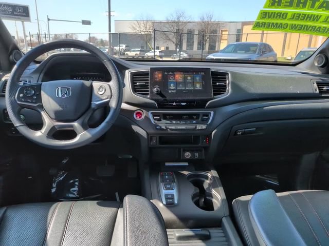 Used 2023 Honda Passport TrailSport image 12