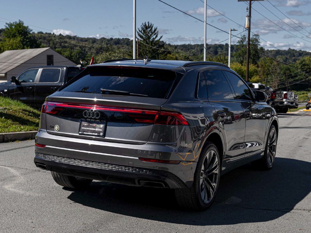 Used 2025 Audi Q8 Premium Plus AWD/4WD image 4