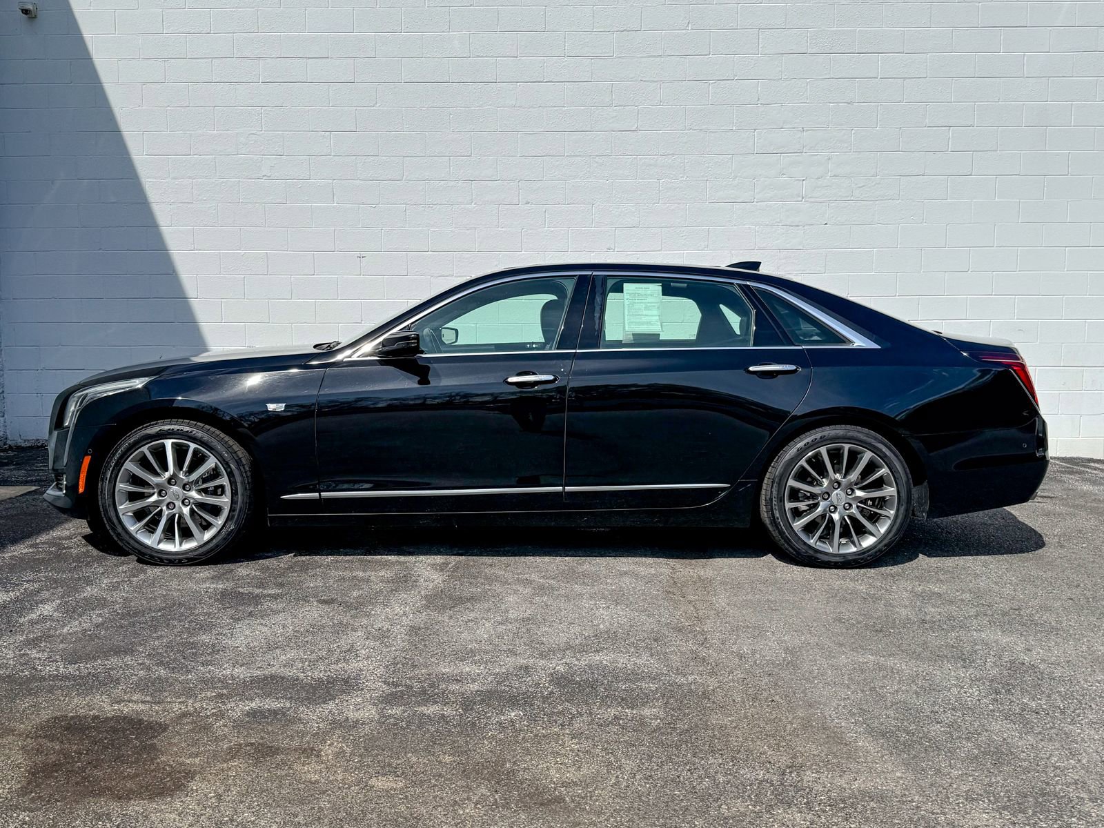 Used 2018 Cadillac CT6 Luxury image 9