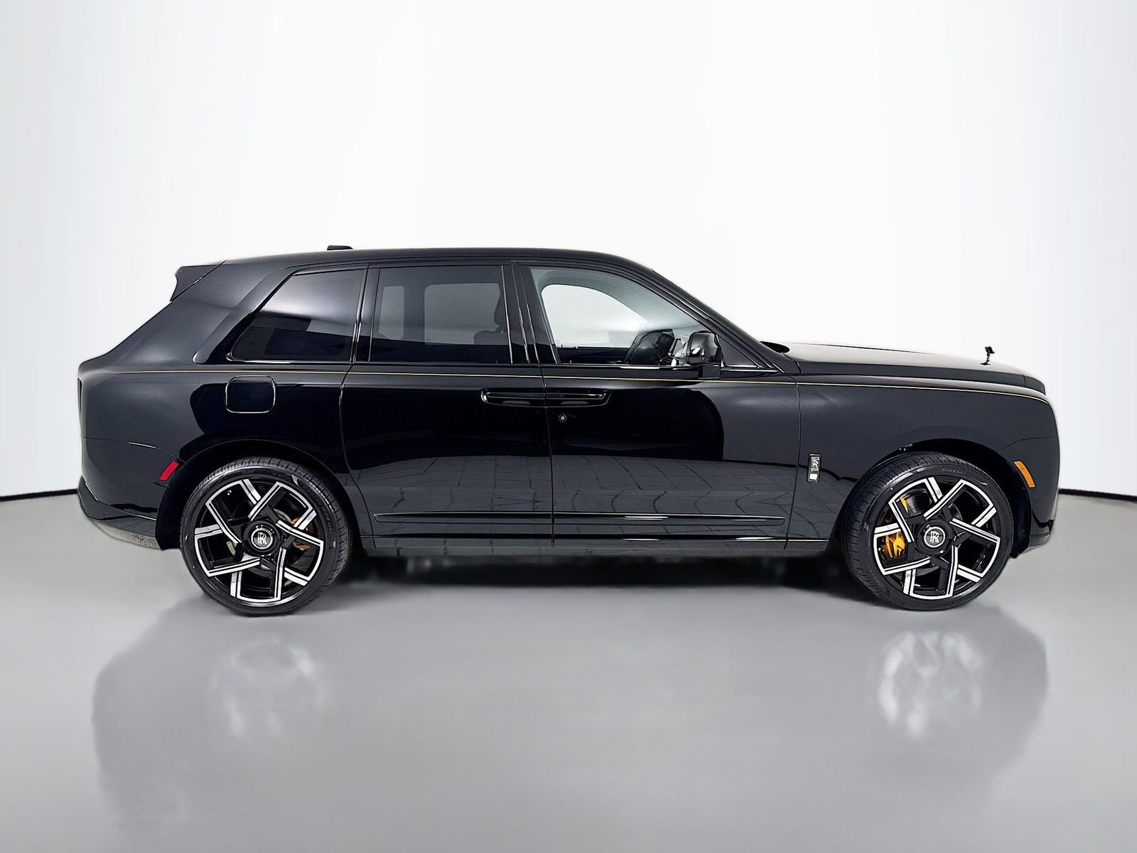 Certified 2025 Rolls-Royce Cullinan Black Badge image 9
