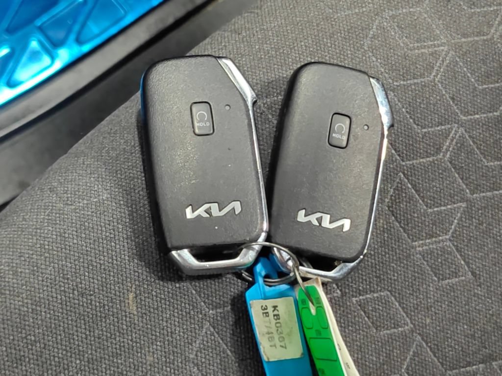 Used 2024 Kia Seltos S AWD/4WD image 11