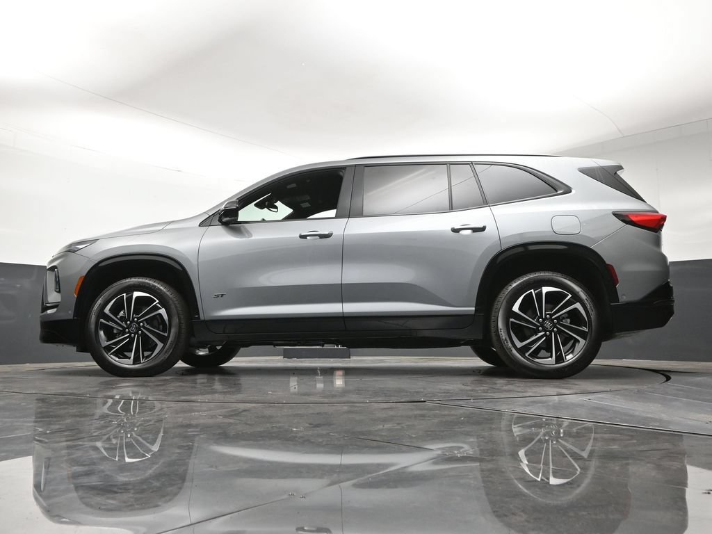 Certified 2026 Buick Enclave Sport Touring w/ Super Cruise Package AWD/4WD image 26