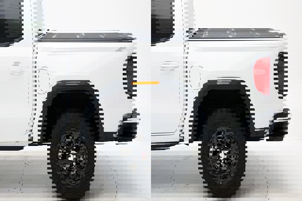 Used 2024 GMC Canyon Elevation w/ Trailering Package image 7