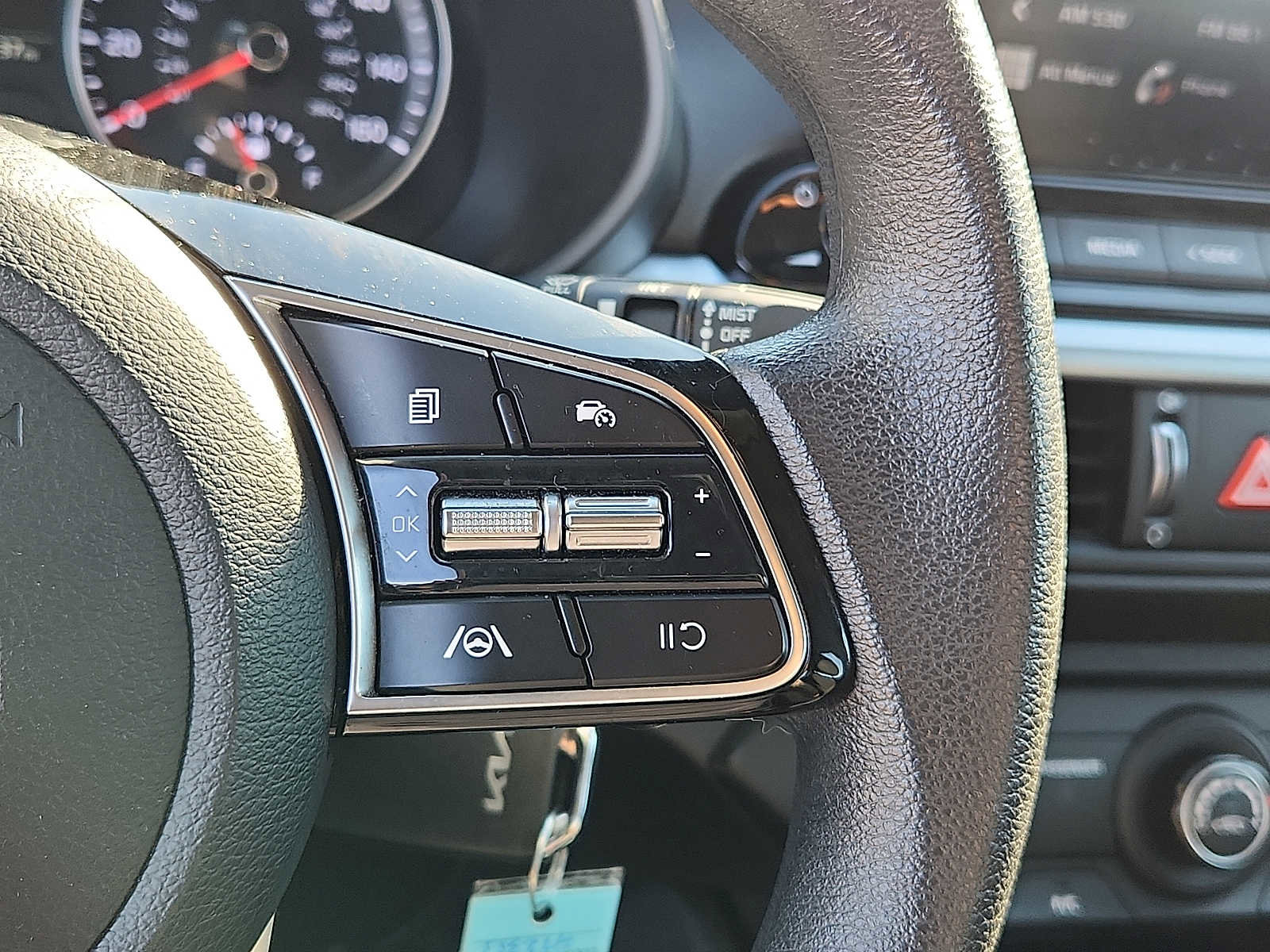 Used 2022 Kia Forte LXS w/ LXS Technology Package FWD image 21