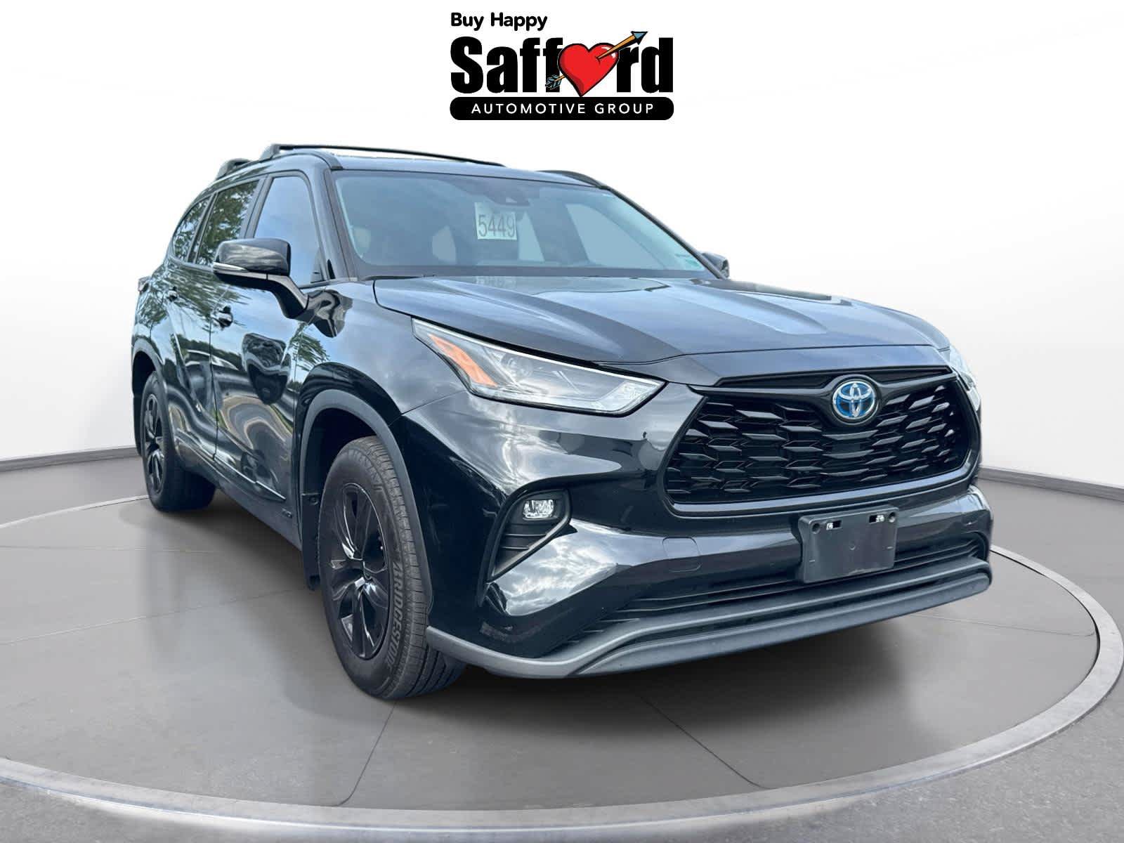 Used 2024 Toyota Highlander XLE