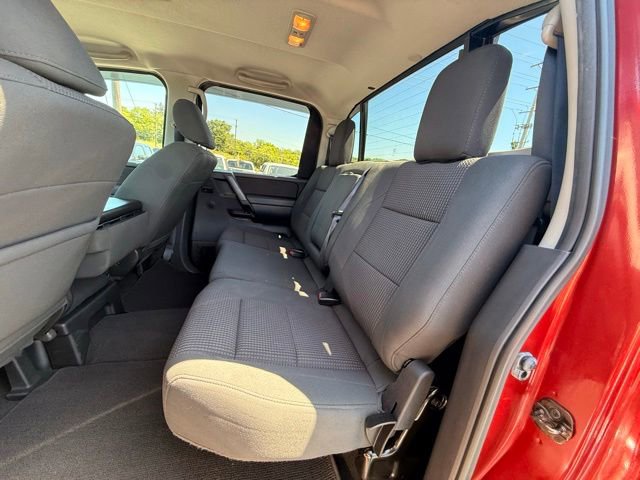 Used 2013 Nissan Titan SV AWD/4WD image 15