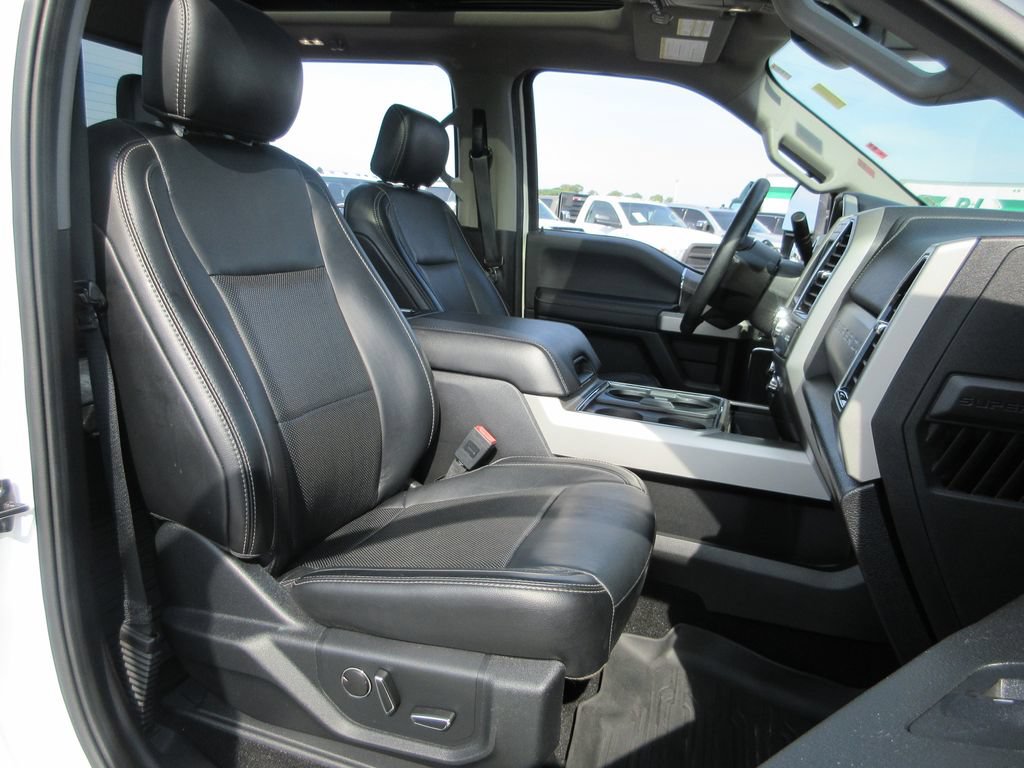 Used 2019 Ford F250 Lariat w/ Lariat Ultimate Package AWD/4WD image 26