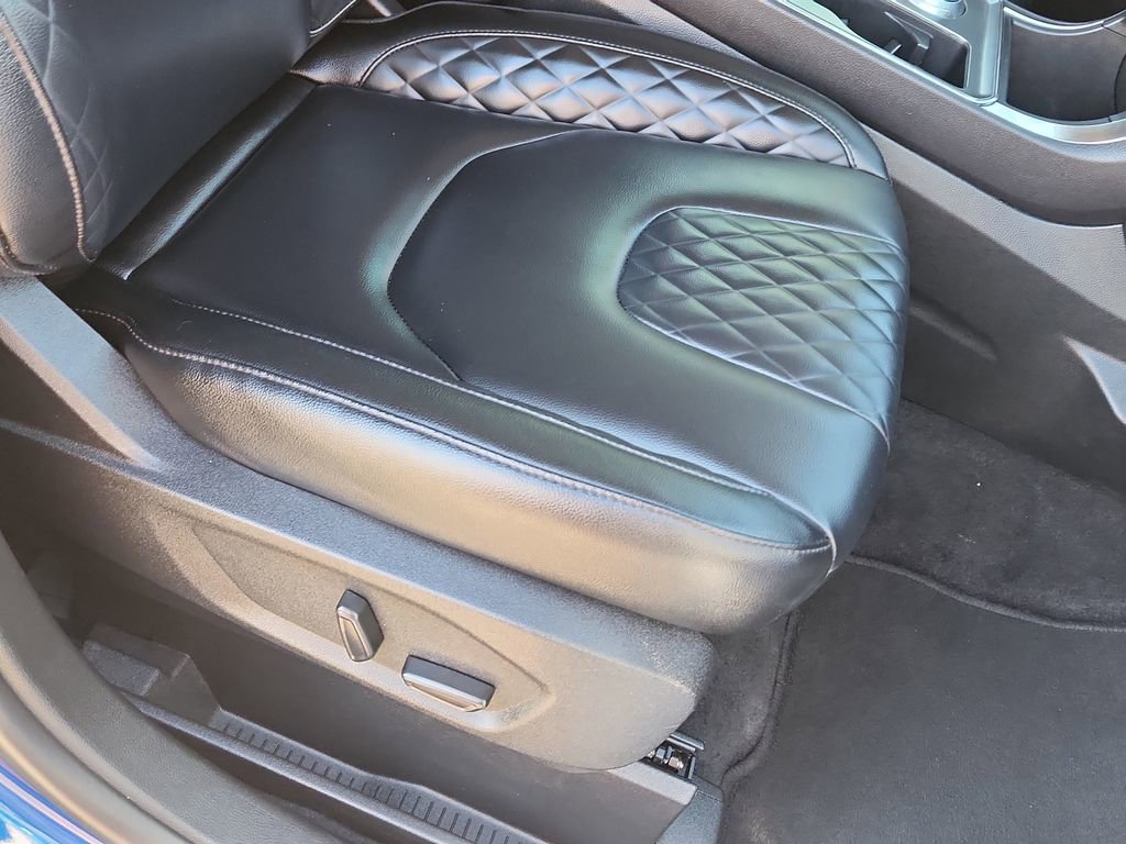 Used 2024 Ford Edge Titanium image 14