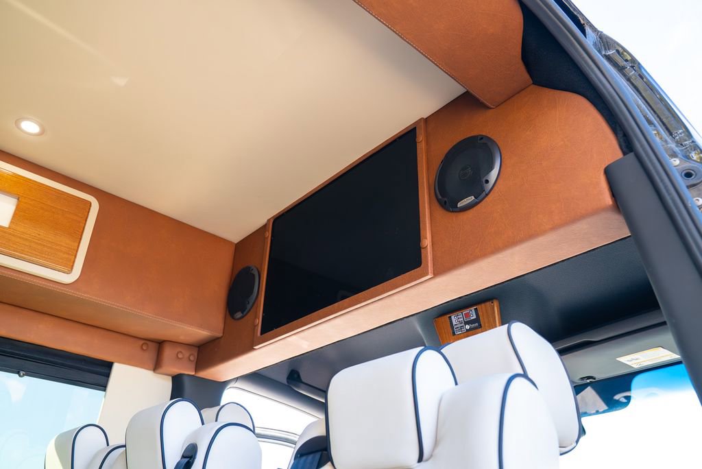 Used 2022 Mercedes-Benz Sprinter 3500 image 17