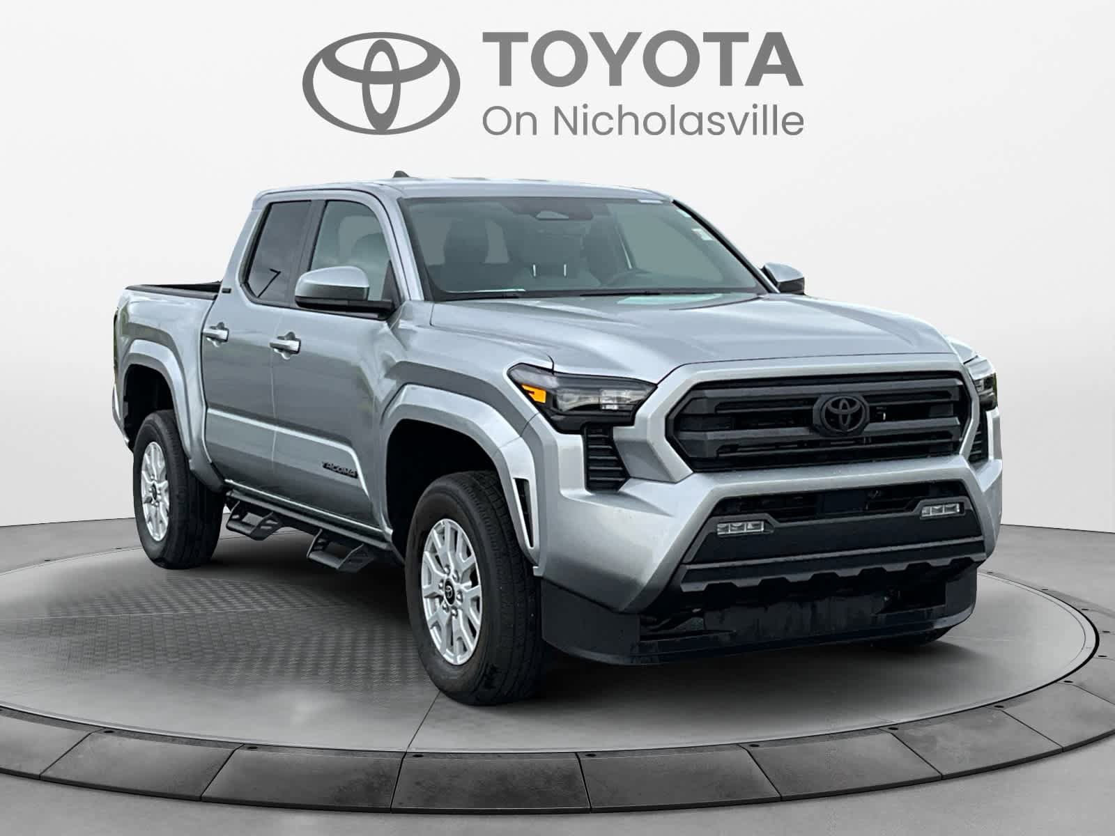 Used 2024 Toyota Tacoma SR5 image 9