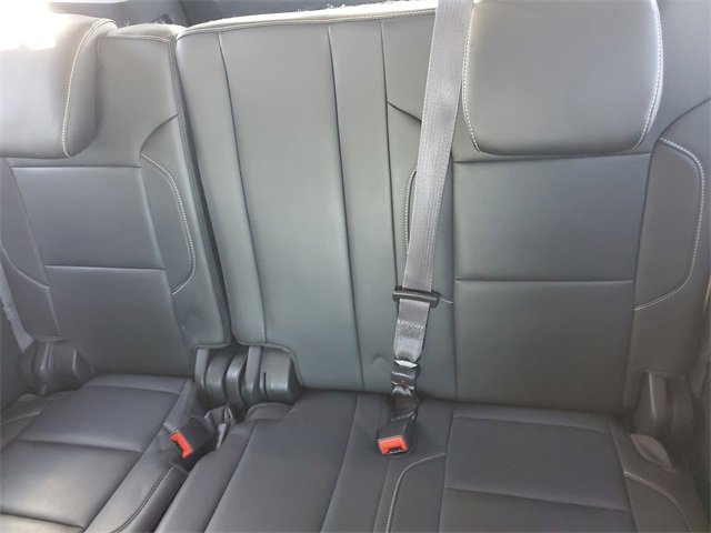 Used 2015 GMC Yukon XL SLT w/ Open Road Package image 8