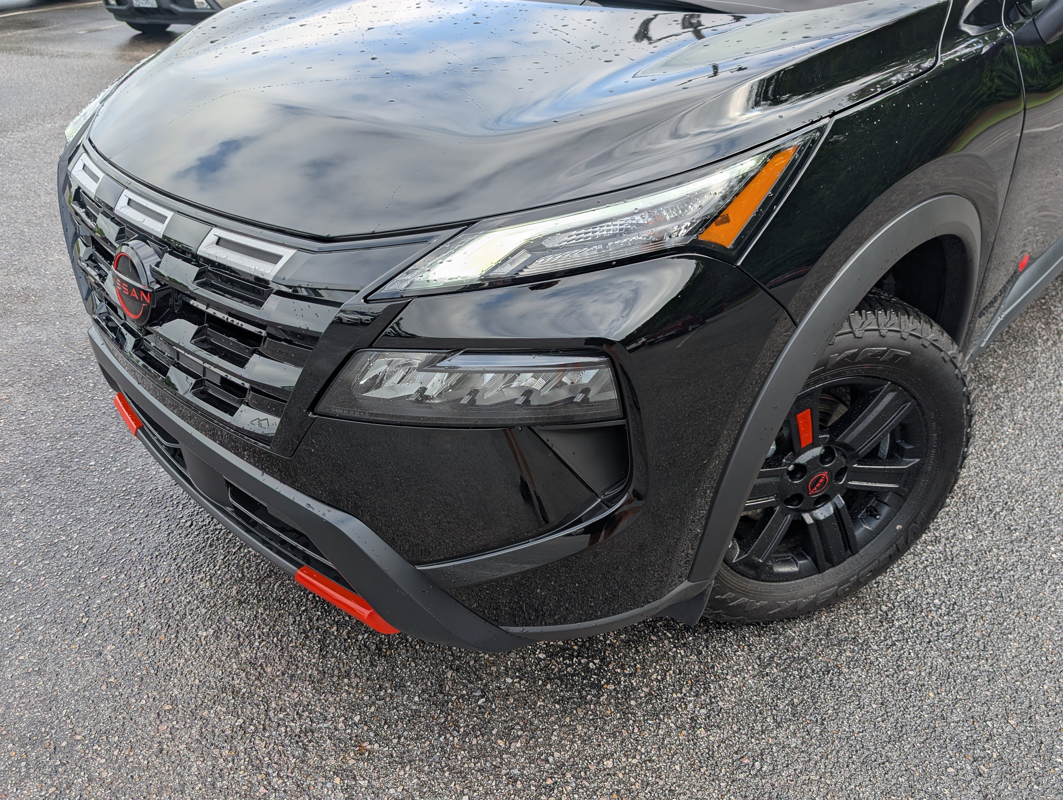 Used 2025 Nissan Rogue SV w/ Rock Creek Premium Package AWD/4WD image 13