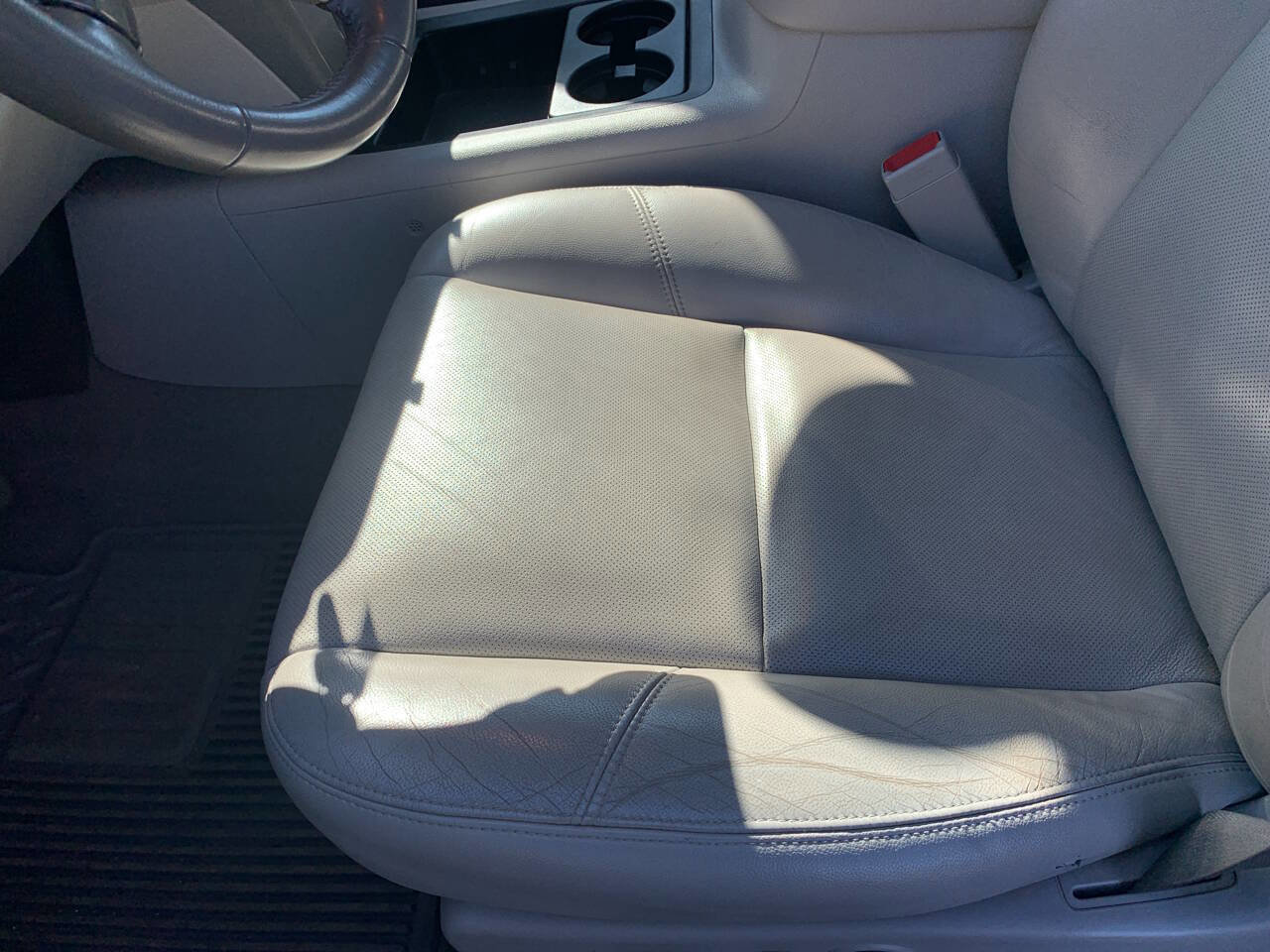 Used 2012 GMC Sierra 1500 SLT w/ SLT Convenience Package image 16