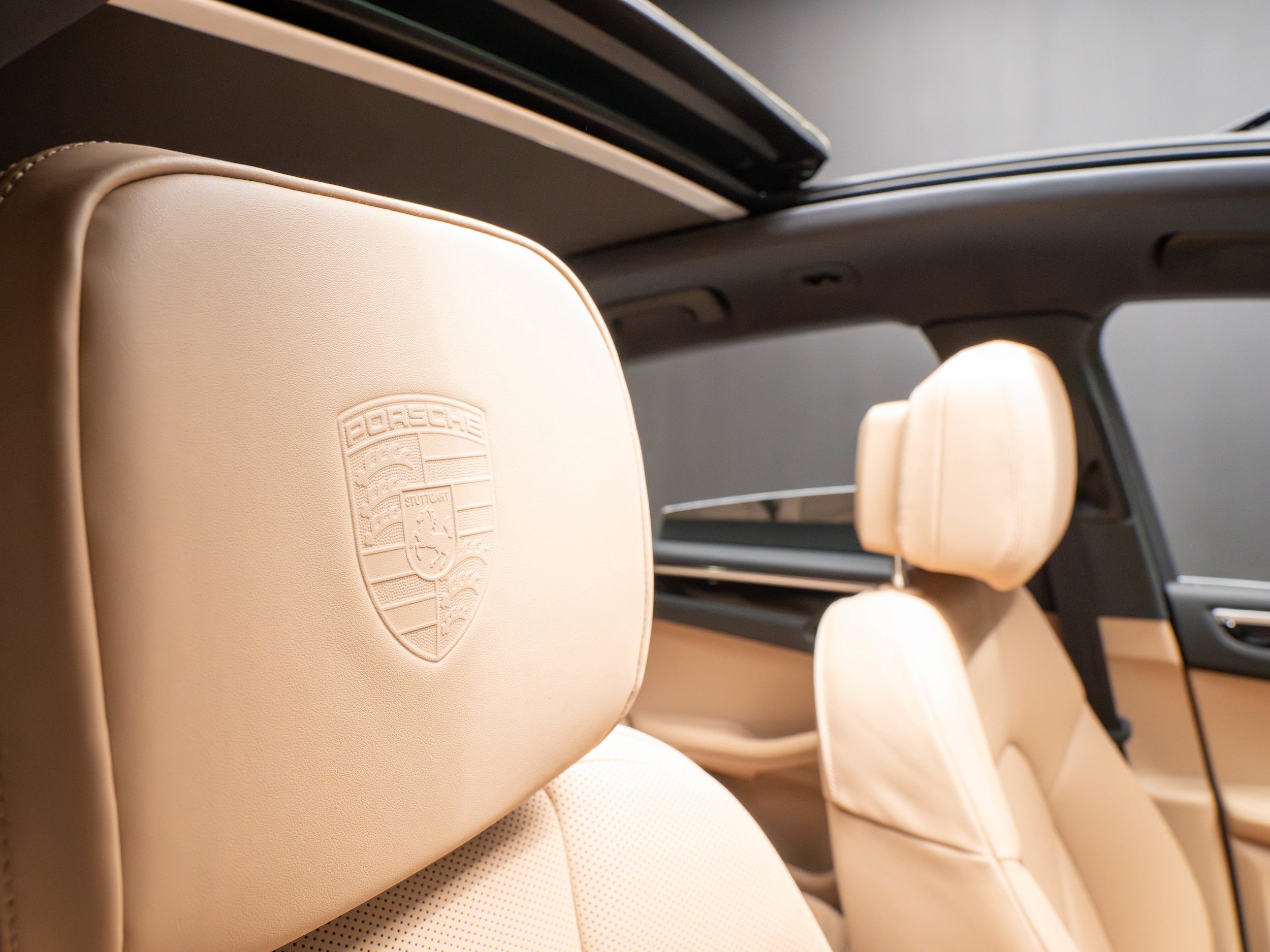 New 2026 Porsche Macan AWD/4WD image 35