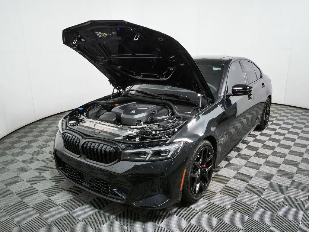 Used 2026 BMW 330i Sedan w/ M Sport Package RWD image 33