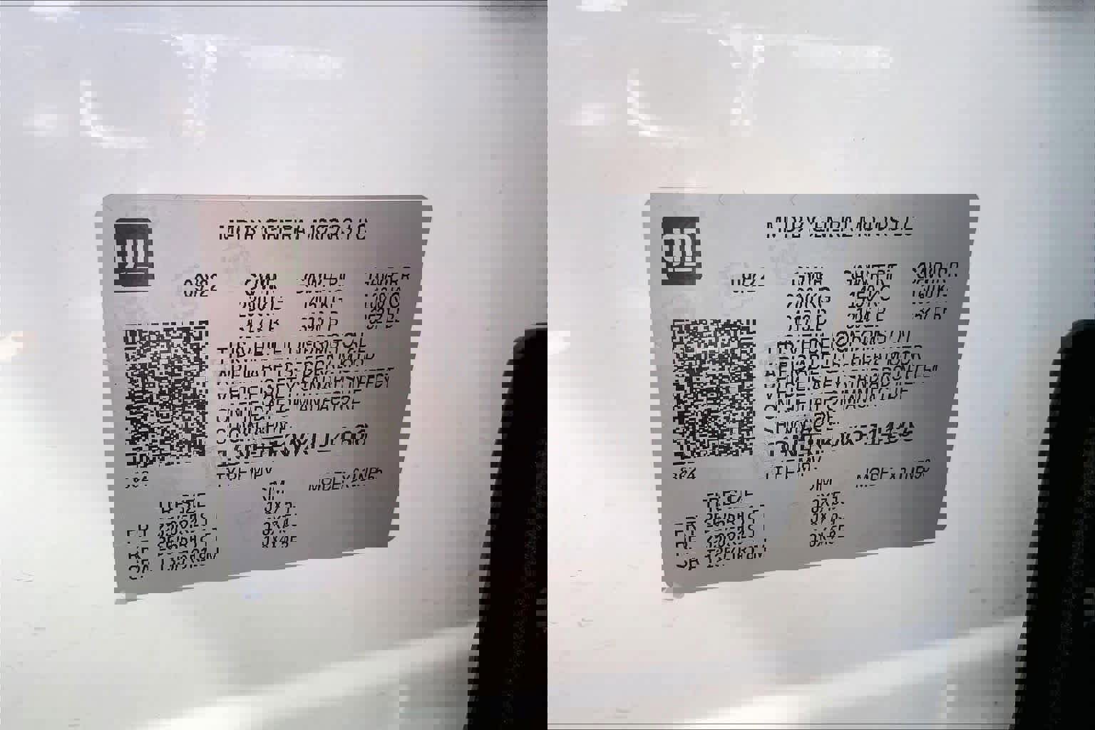 Used 2023 Chevrolet Traverse LS image 36