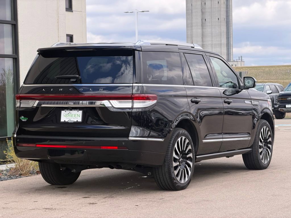 Used 2023 Lincoln Navigator Black Label image 5